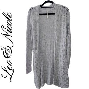 LEO & NICOLE KNIT SWEATER